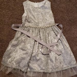 Price dropped! Girls Formal Dress